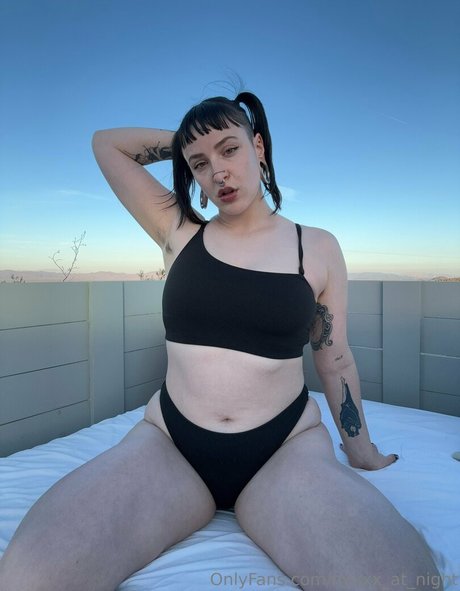 nyxxx at night best pornstar img