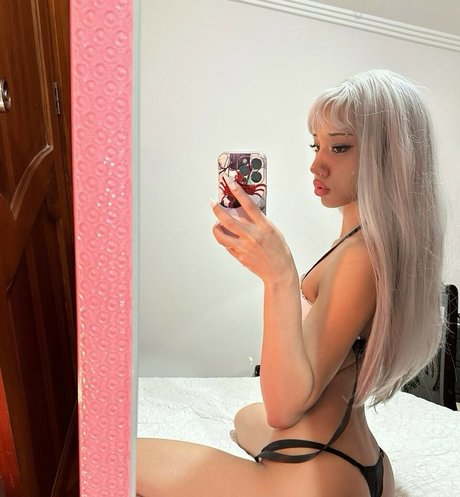 tamakeri model erotic gallery