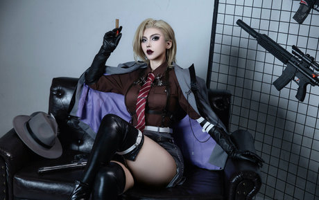 swimming pool onlyfans porno picture