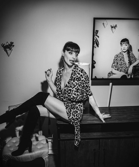 Lindsay Ames free star pics