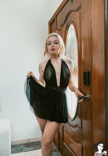 Marilyn mariem perfect star photos