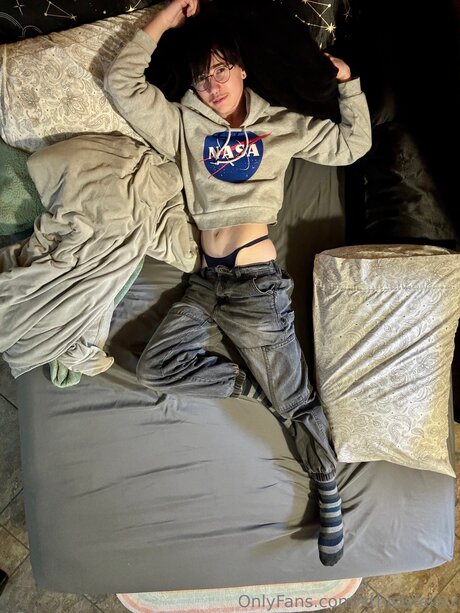 xthisisfelixx free model galleries