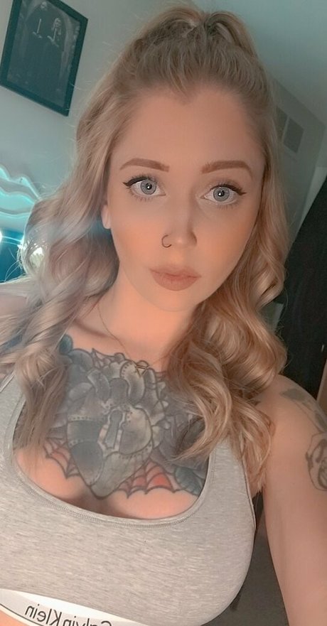 iamlydiafoxx model exclusive photo