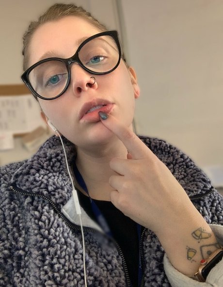 iamlydiafoxx pornstar erotic images