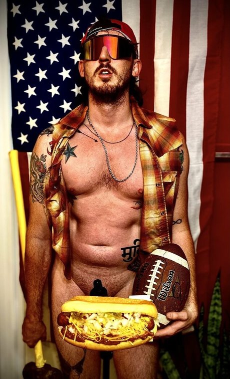 fillingdesire hot model img