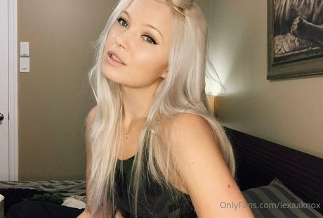 perfect shemale onlyfans art nude galleries