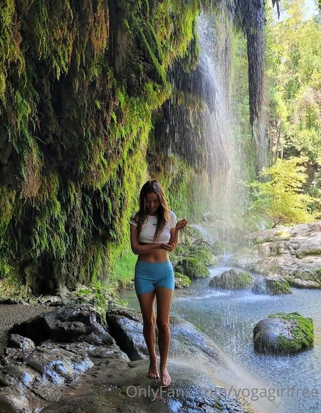 yogagirlfree star pretty pics