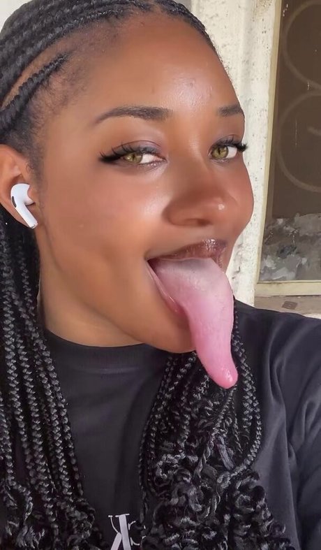 Long Tongue Fetish high quality pornstar img