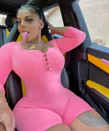 Long Tongue Fetish model perfect image