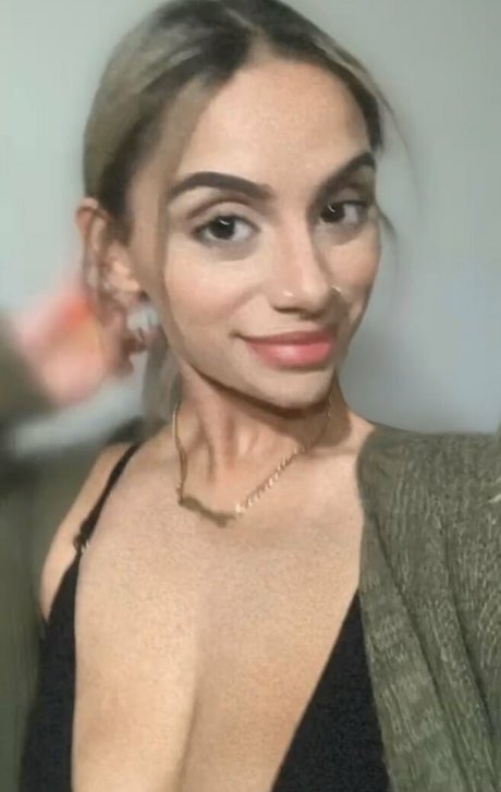 Desire Negro pornographic actress pictures