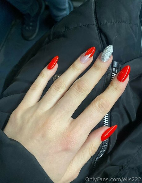 Elis222 naked star image