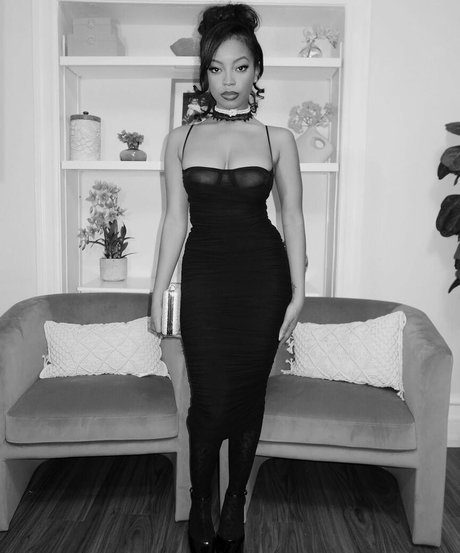 Cleopatra Lee perfect actress images