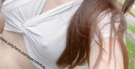 Secretofus model beautiful photo