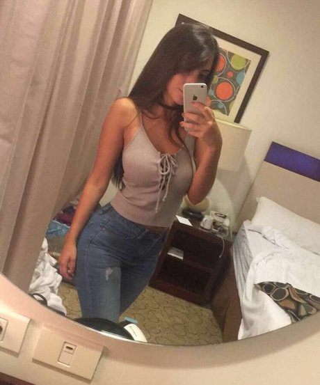 giant onlyfans adult picture