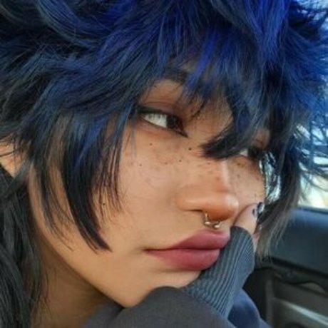 kinsathic model adult gallery