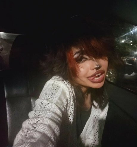 kinsathic pornstar nice photos