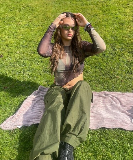 Sydney Etherington star sex picture