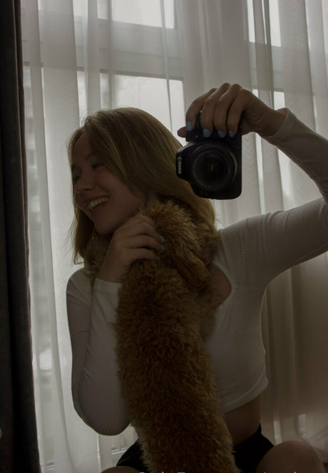 va lery model nude archive