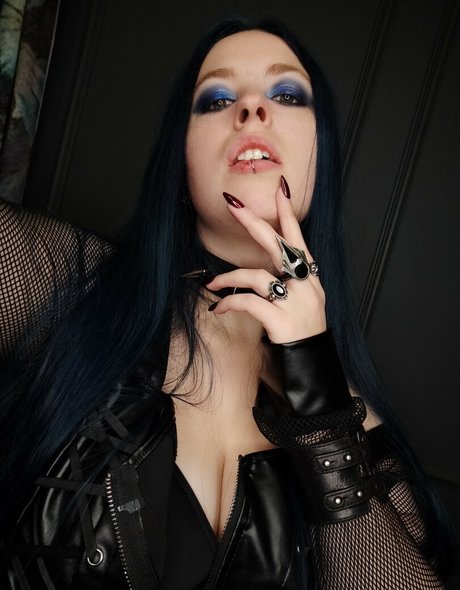 Jennybiatch pornographic actress photo