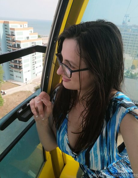 crissnight adult actress pictures