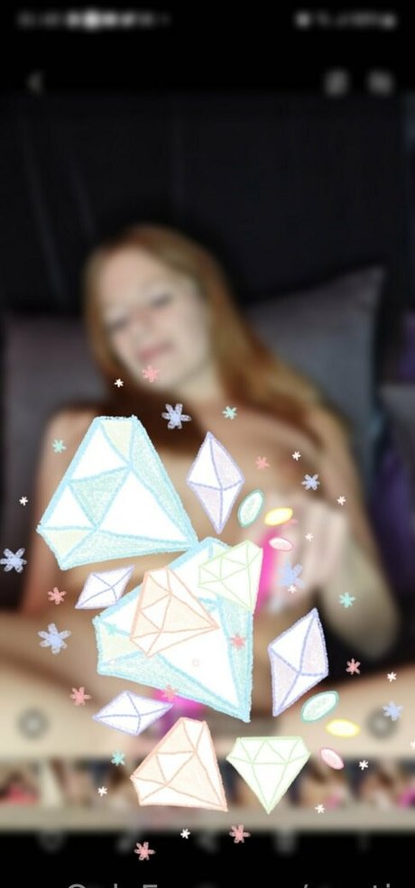 nantis model pornographic image