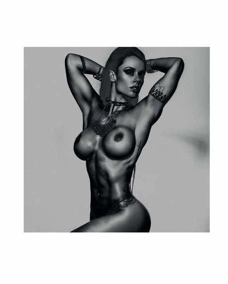 amateur squirt onlyfans top img