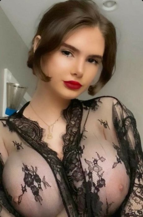 Auroramalak star adult pictures