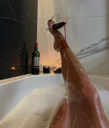 unknown onlyfans free naked archive