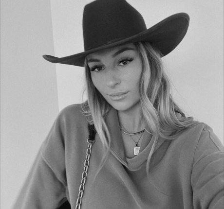 Abbey Wilson pornstar beautiful galleries