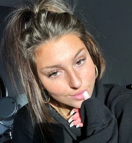 Abbey Wilson adult actress photo