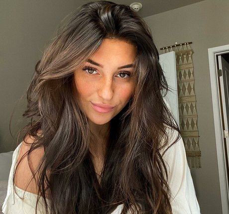 Abbey Wilson star pretty pic