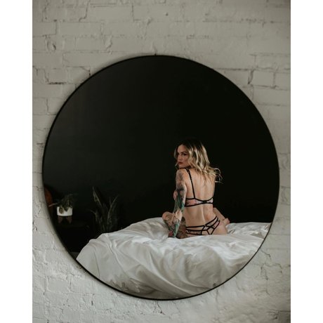 teen glasses onlyfans exclusive img