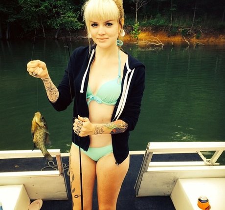 ohioliz exclusive actress pictures