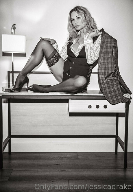jessicadrake nude pornstar photos