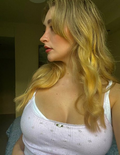 blissfulwhisperasmr erotic actress pic