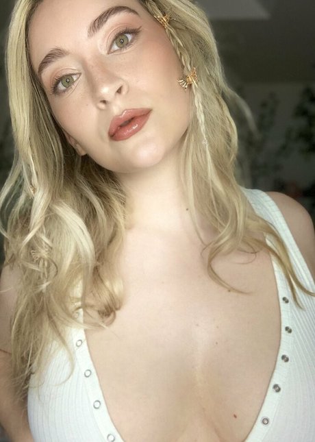 mature asian onlyfans beautiful xxx photo