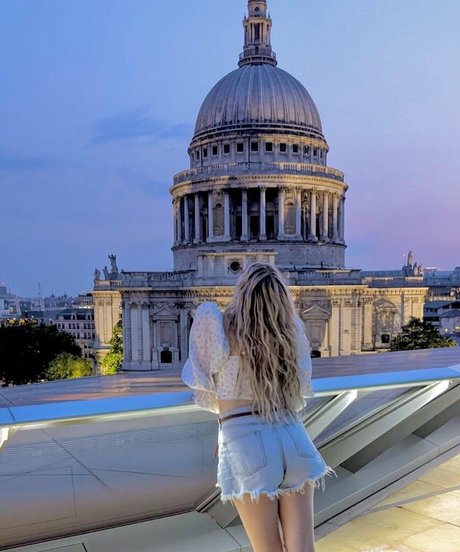 femboy xxx onlyfans pornographic images