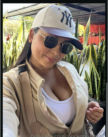 Anyluciaprad star erotic picture