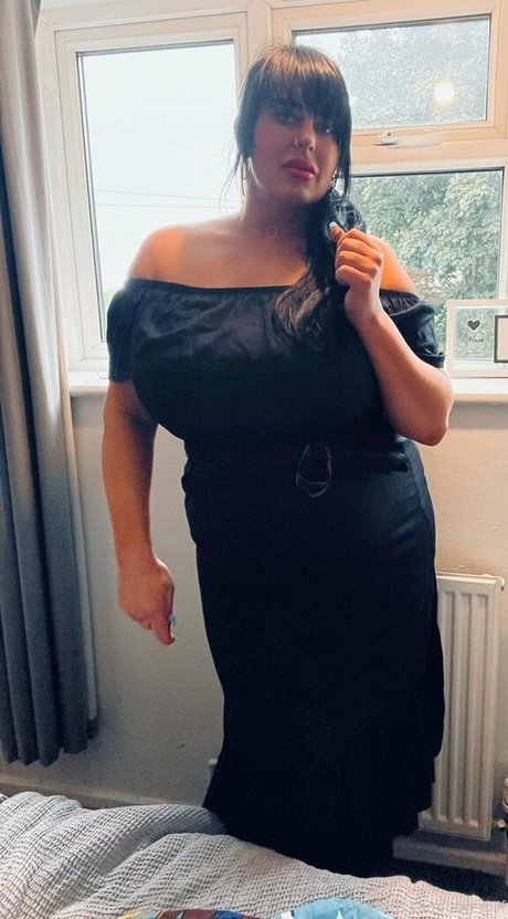 deleteduser20233 star hot photos