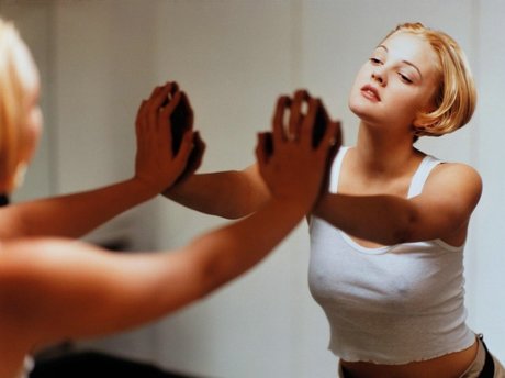 Drew Barrymore exclusive model img