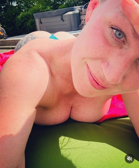 Ciliebutterfly hot star picture