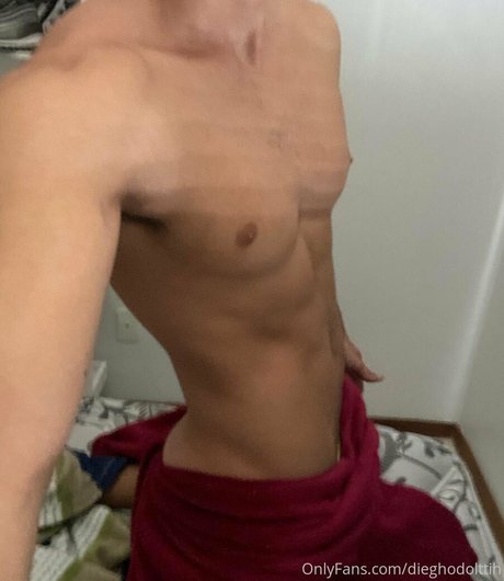 lesbian fingering onlyfans porn gallery