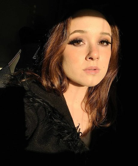 AmyKay ASMR star art pic