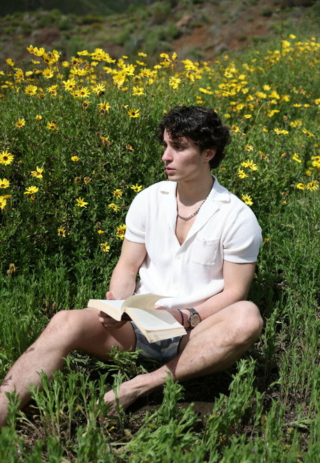 petervigilante naked pornstar image