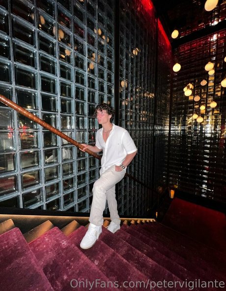 petervigilante model sexy picture