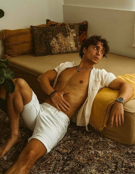 petervigilante top actress pictures