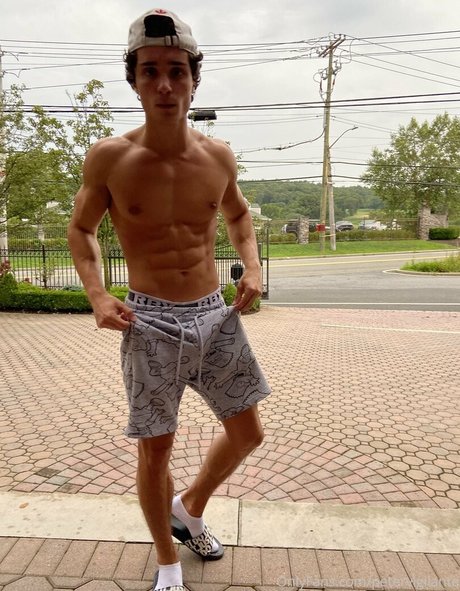 petervigilante model nudes pics