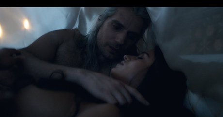 Anya Chalotra model erotic pic