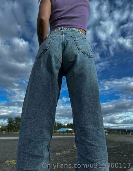 bodybuilder male onlyfans hot naked pics