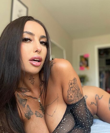 sugarttitts model high quality img